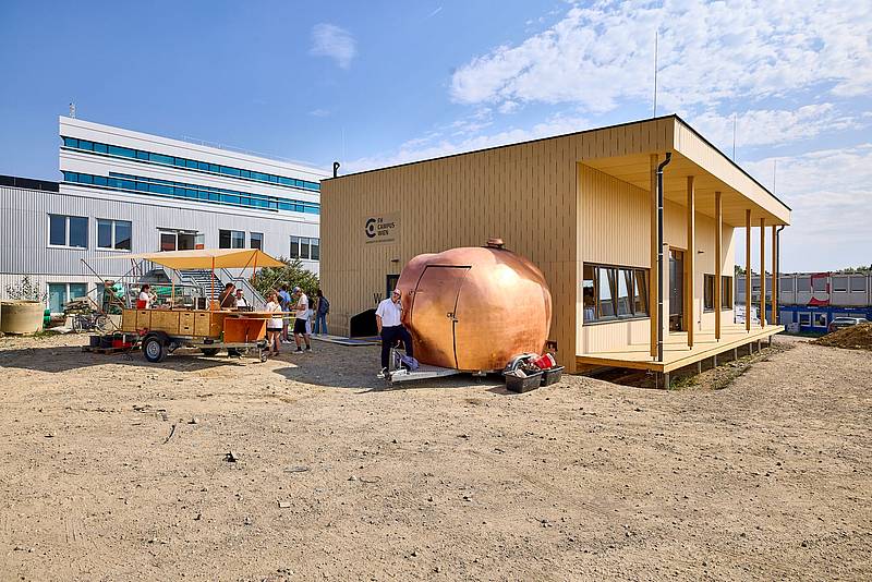 © HCW/Schedl Hochschule Campus Wien - Blick auf Werkstattgebäude