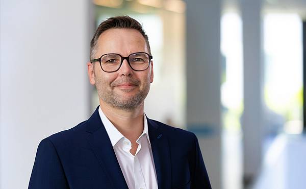 © HCW/Schedl Portraitfoto Peter Stepanek