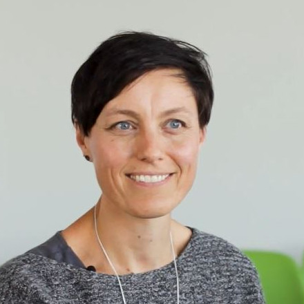 Elke Kastner-Kainovic Elke Kastner-Kainovic im Gespräch