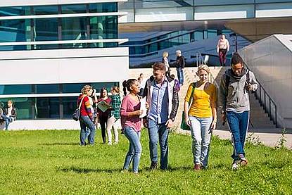 FH Campus Wien/Schedl Personen auf Infoveranstaltung