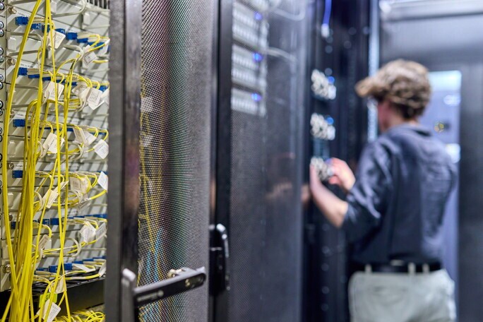 Lehrling Informationstechnologie - Systemtechnik, 1. Bild